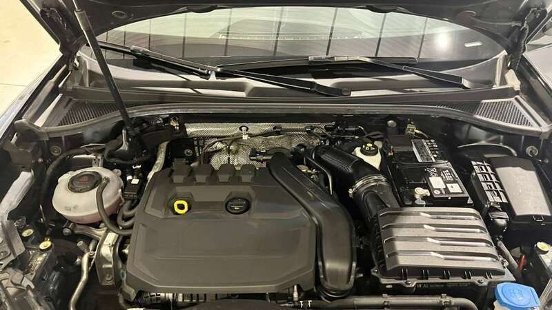 Usado Audi Q3 Advanced 150 CV (110 kW) 2019 Gris SUV