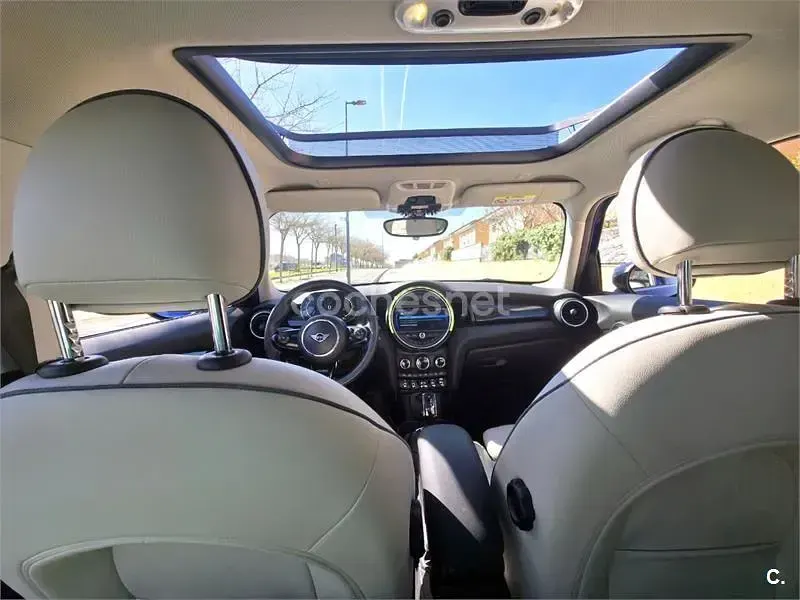 Usado Mini Cooper 136 CV (100 kW) 2021 Azul Utilitario
