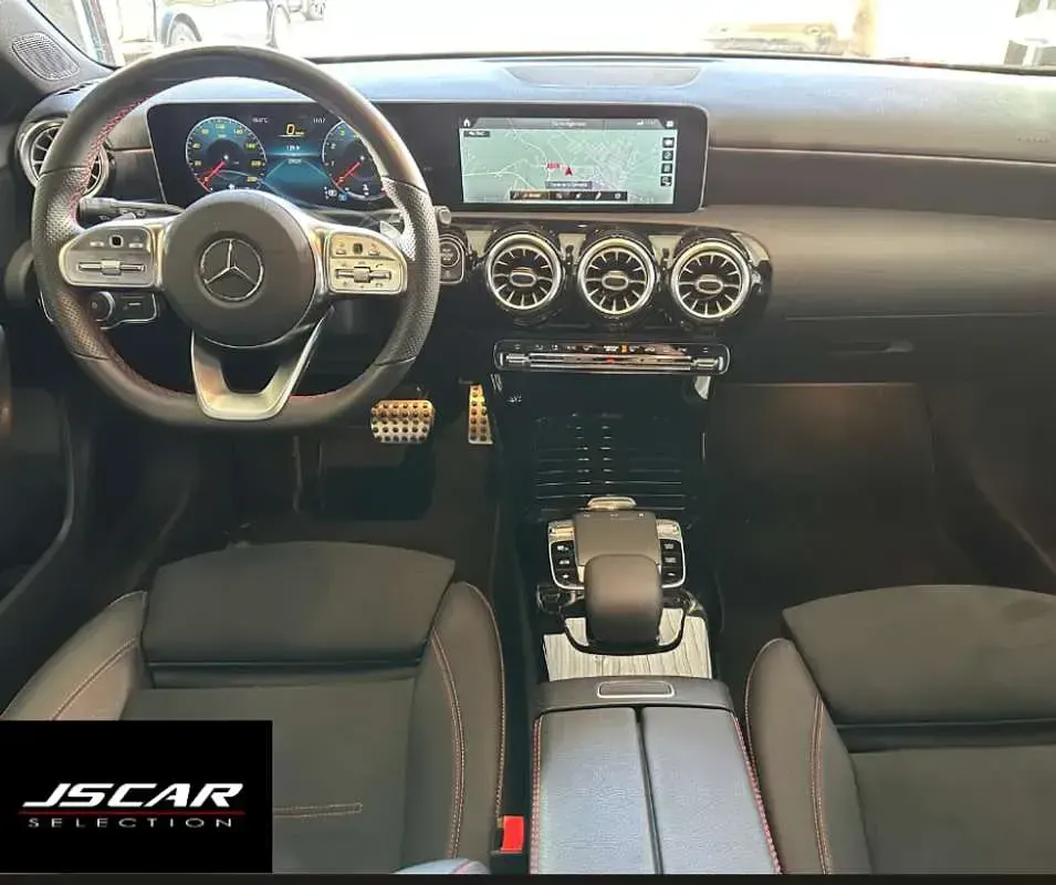 Usado Mercedes A200 163 CV (119 kW) 2019 Blanco Berlina