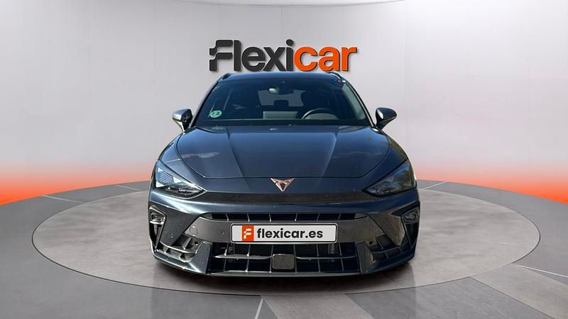 Usado Cupra Leon 150 CV (110 kW) 2025 Gris Familiar