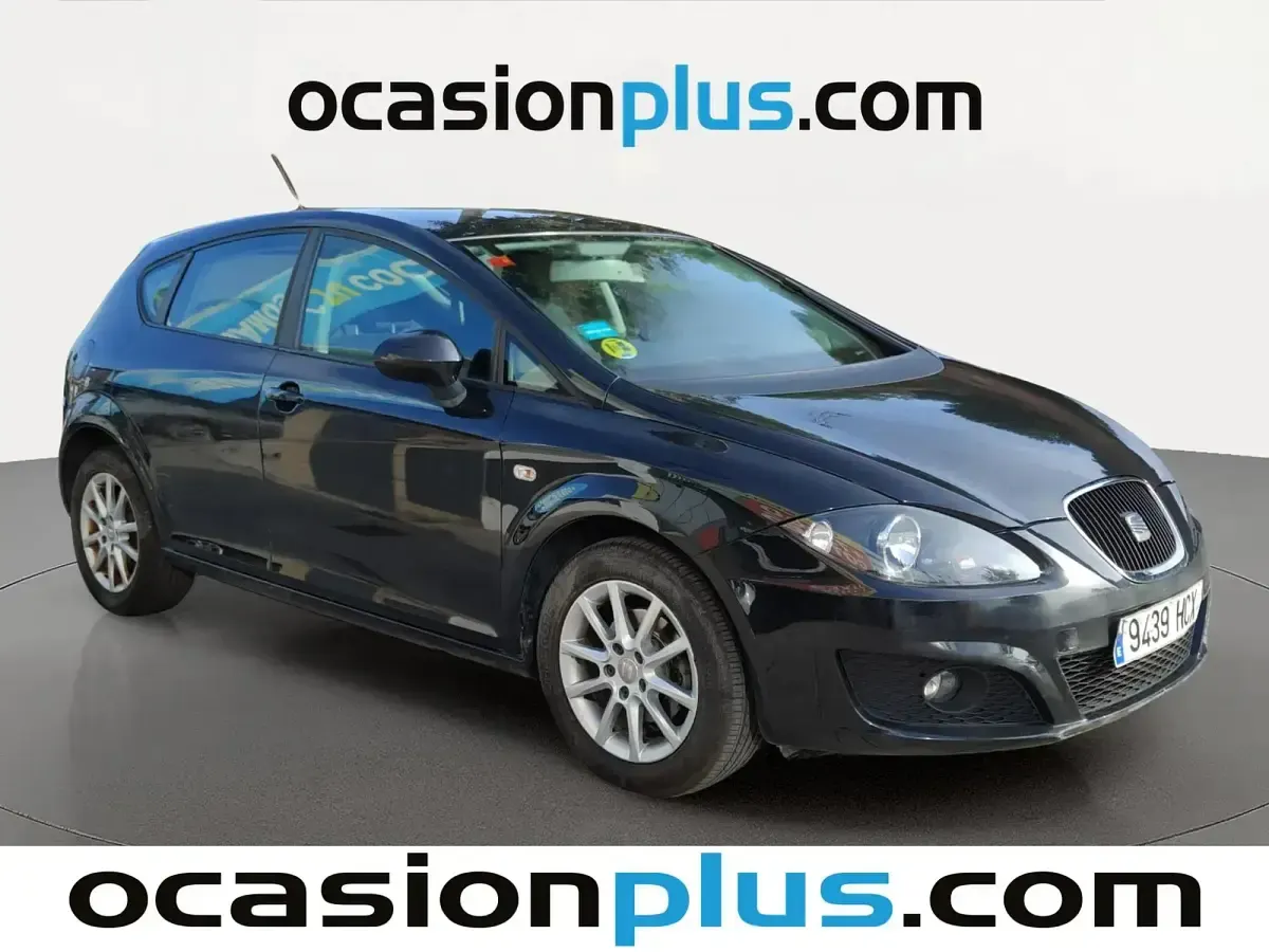 Usado Seat Leon Style 105 CV (77 kW) 2011 Negro Utilitario