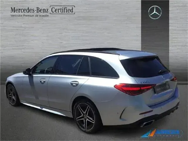 Usado Mercedes C220 200 CV (147 kW) 2025 Plata hightech