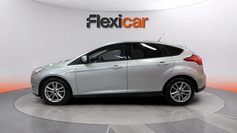 Usado Ford Focus Business Edition 125 CV (91 kW) 2017 Gris Utilitario