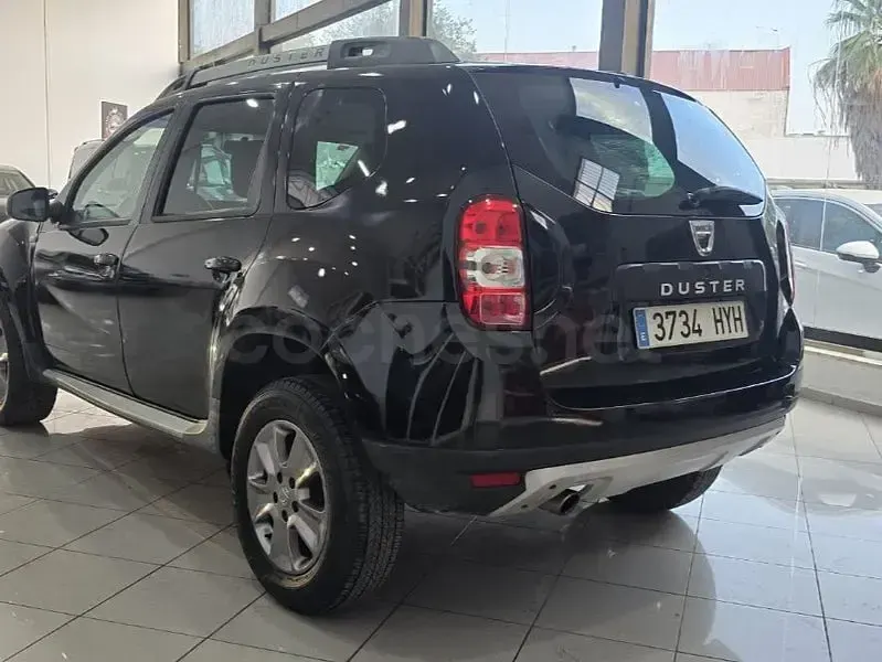 Usado Dacia Duster Ambiance 109 CV (80 kW) 2014 Negro SUV