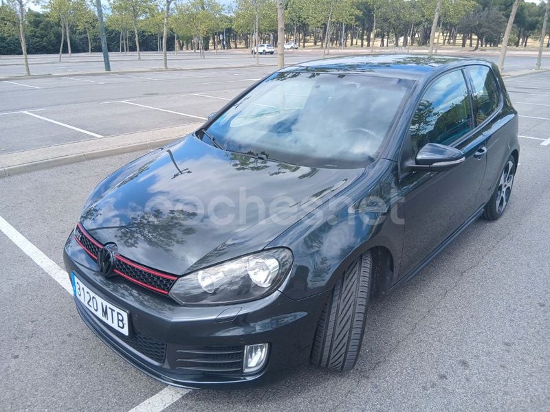 Negro Usado 2011 VW Golf VI GTI Berlina | 10.900 € (Precio justo) - Imagen 1/4