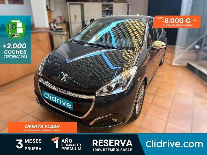 Negro Usado 2018 Peugeot 208 Allure Utilitario | 8390 € (Precio justo) - Imagen 1/3