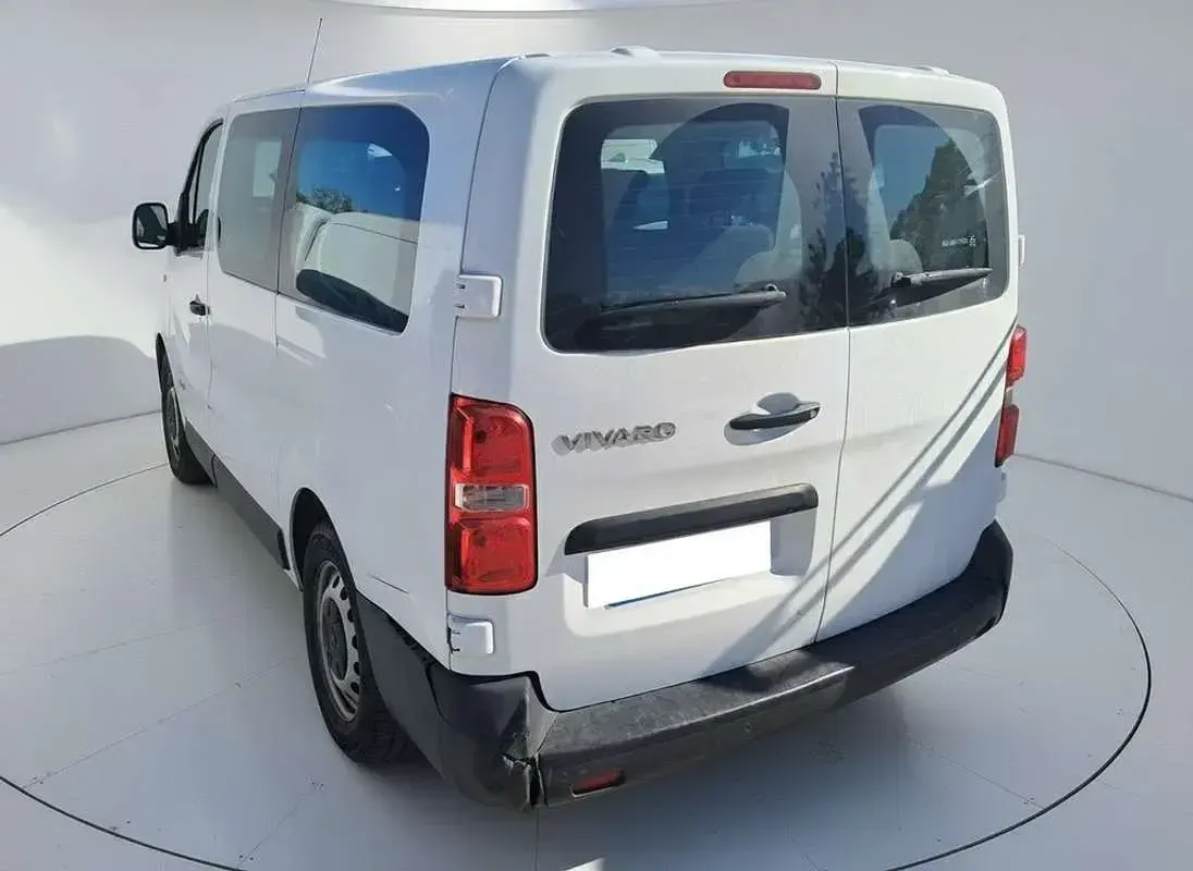 Usado Opel Vivaro-e Combi 100 kW (136 CV) 2021 Blanco Van