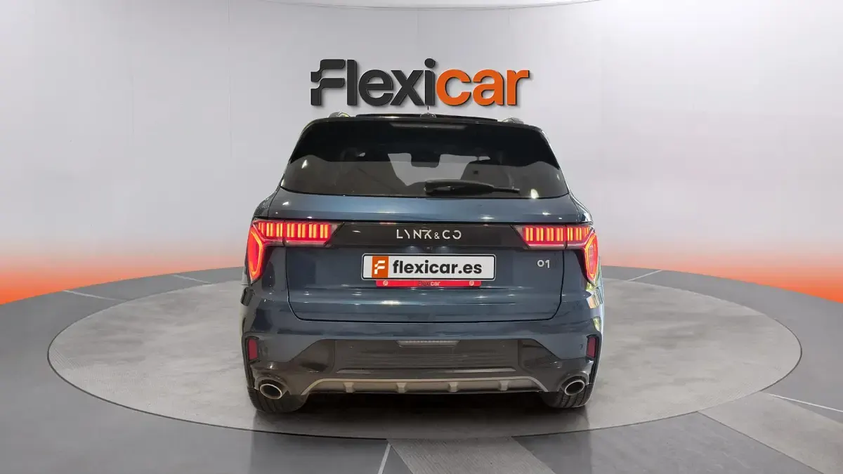 Usado Lynk & Co 01 261 CV (191 kW) 2022 Azul SUV