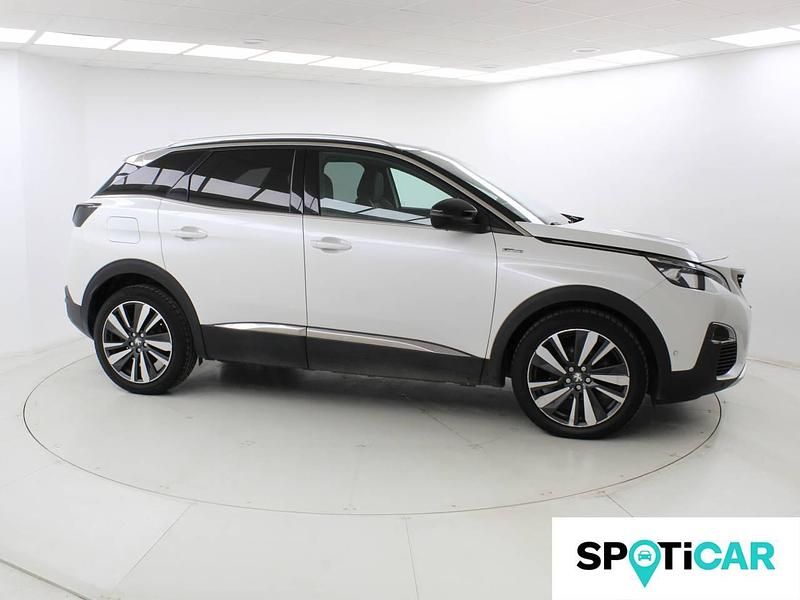 Usado Peugeot 3008 GT-line 130 CV (95 kW) 2019 Blanco SUV