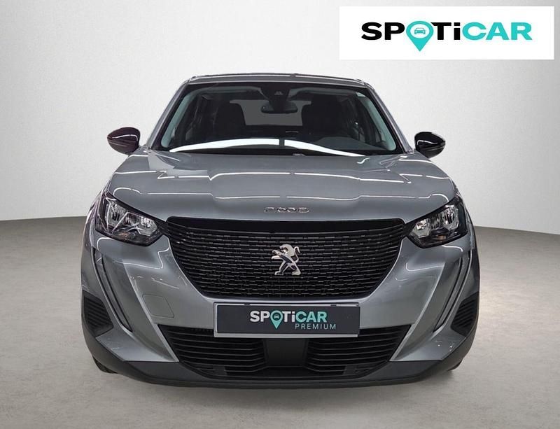 Usado Peugeot 2008 Active 131 CV (96 kW) 2022 Gris SUV