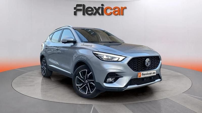Usado MG ZS Luxury 111 CV (81 kW) 2023 Gris SUV