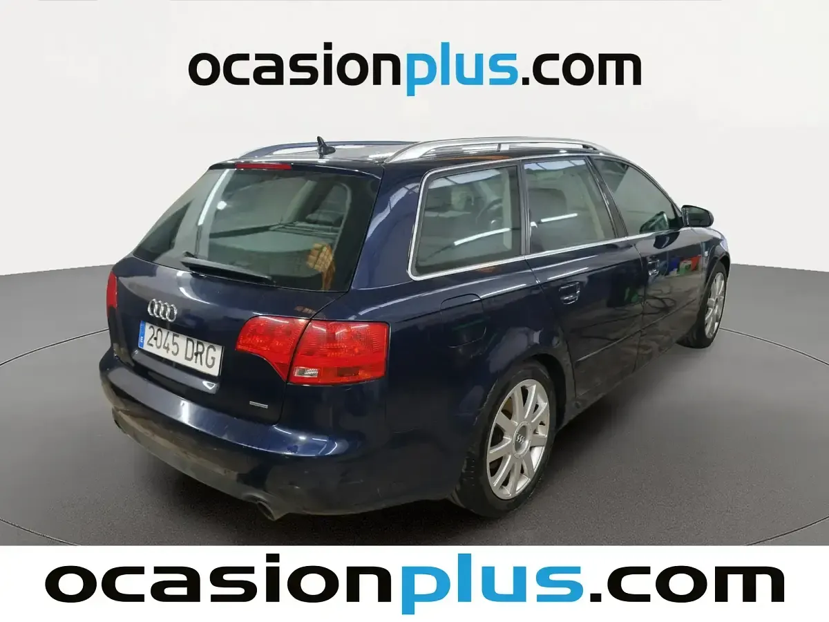 Usado Audi A4 256 CV (188 kW) 2005 Azul Familiar