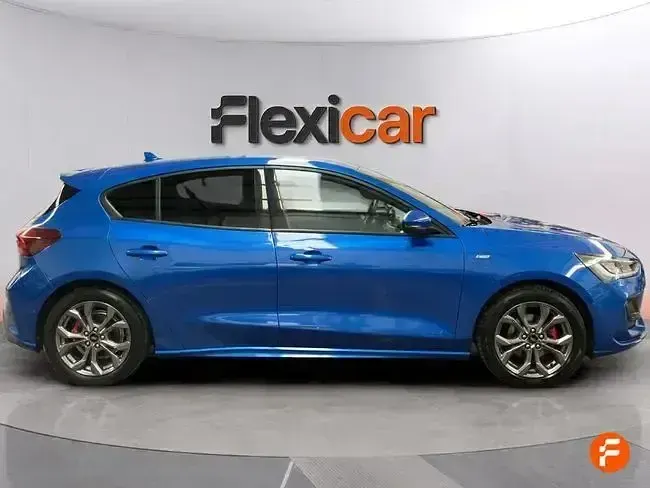 Usado Ford Focus ST-Line 125 CV (91 kW) 2022 Azul Berlina
