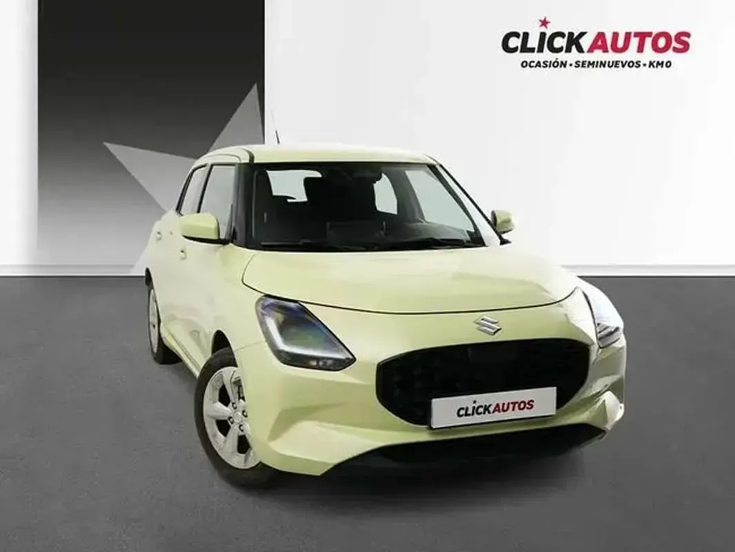 Usado Suzuki Swift 83 CV (61 kW) 2025 Amarillo Utilitario