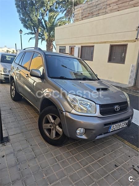 Usado Toyota RAV4 Luna 116 CV (85 kW) 2003 Azul SUV