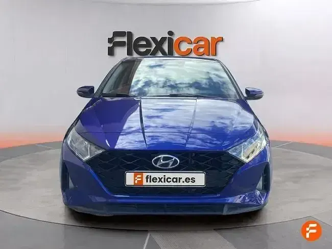 Begagnad Hyundai i20 100 HK (73 kW) 2021 Blå Halvkombi