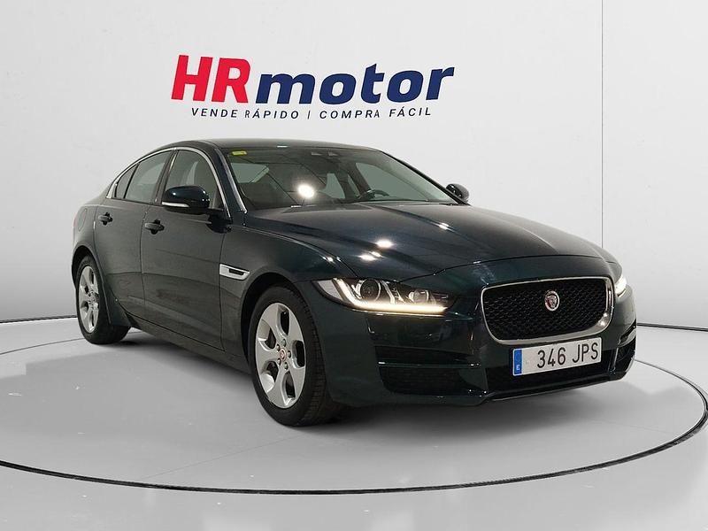 Blanco Usado 2016 Jaguar XE Pure Berlina | 15.290 € (Precio justo) - Imagen 1/4