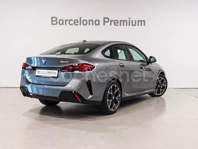 Usado BMW 220 Comfort Edition 163 CV (119 kW) 2025 Gris / plata Coupe