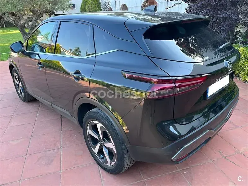 Usado Nissan Qashqai N-Connecta 140 CV (102 kW) 2022 Negro SUV
