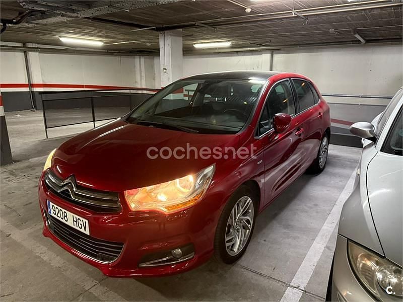 Rojo Usado 2012 Citroën C4 Berlina | 6990 € (Precio justo) - Imagen 1/4