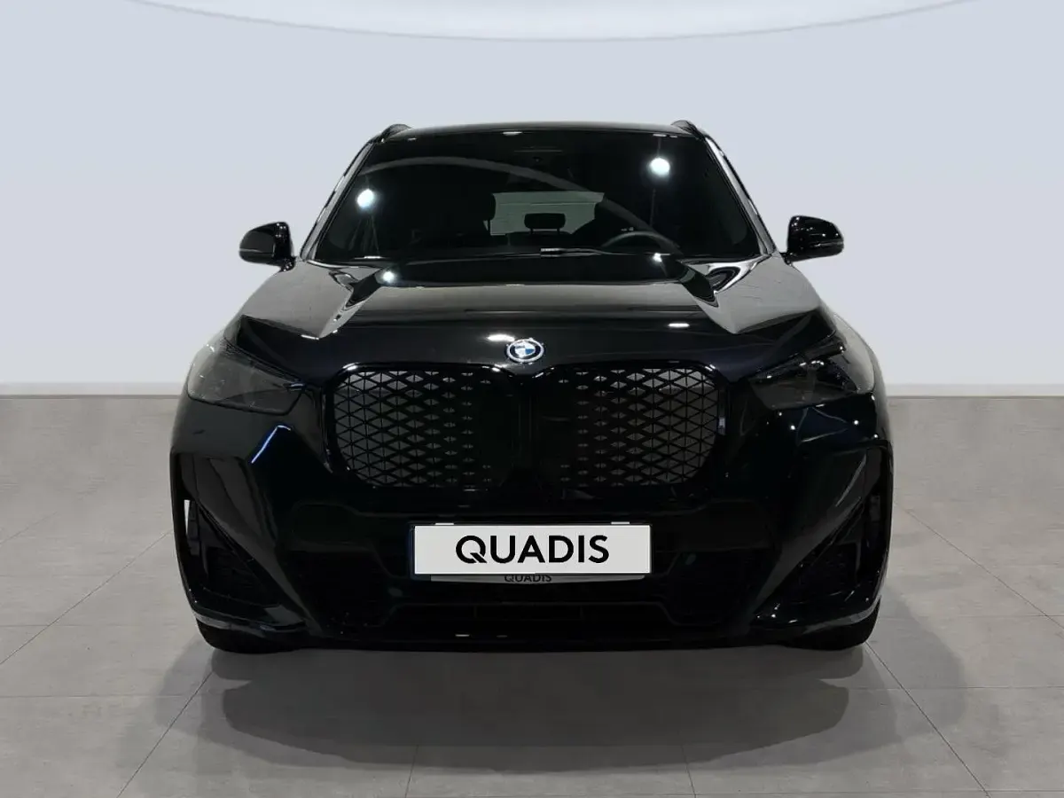 Usado BMW iX1 230 kW (313 CV) 2025 Negro SUV