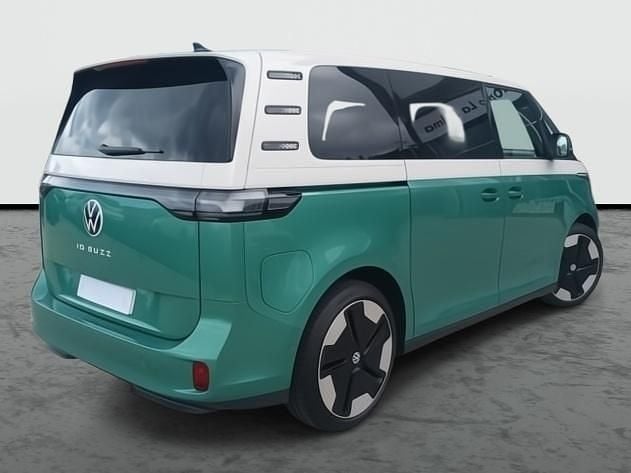 Usado VW ID. Buzz Pro 210 kW (286 CV) 2025 Blanco candy/bay leaf green metalizado Monovolumen
