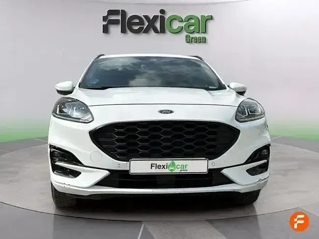 Usado Ford Kuga Vignale 225 CV (165 kW) 2022 Blanco SUV