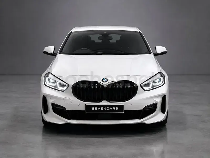 Usado BMW 120 Comfort Edition 190 CV (139 kW) 2024 Blanco Utilitario
