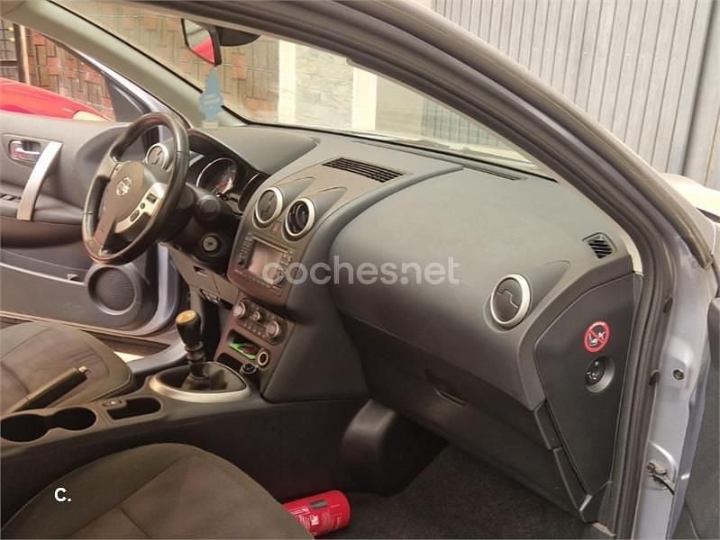 Usado Nissan Qashqai Acenta 130 CV (95 kW) 2013 Gris / plata SUV