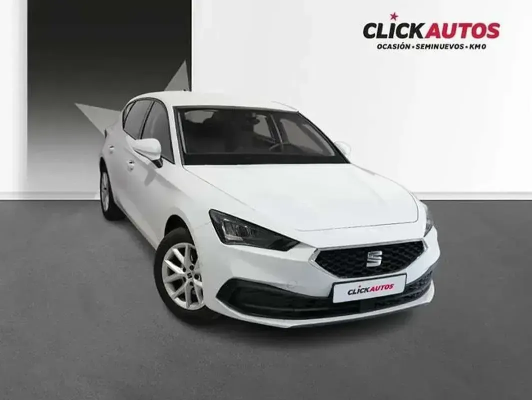 Usado Seat Leon Style 150 CV (110 kW) 2025 Blanco Utilitario