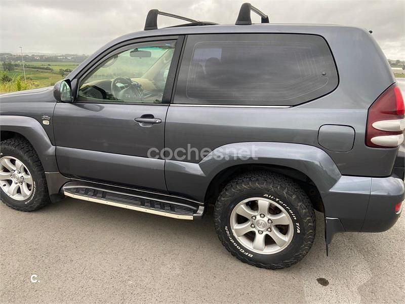 Gris / plata Usado 2005 Toyota Land Cruiser SUV | 25.000 € (Un poco caro) - Imagen 1/4