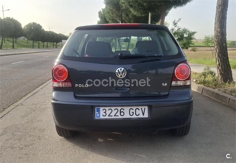 Usado VW Polo United 80 CV (58 kW) 2008 Verde Utilitario