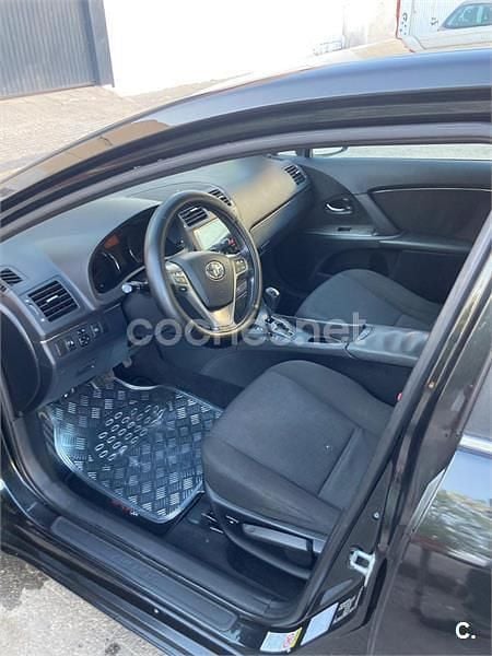 Usado Toyota Avensis Sol 150 CV (110 kW) 2009 Negro Berlina