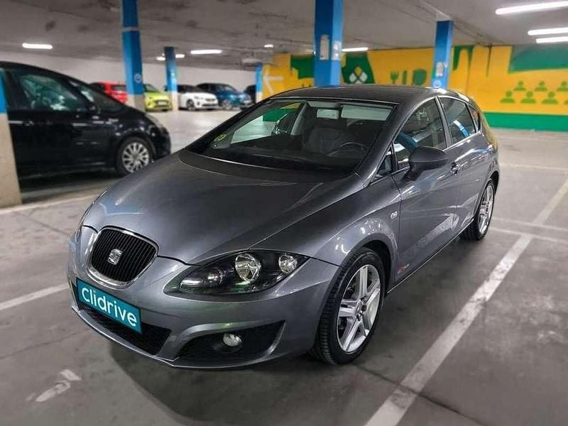 Käytetty Seat Leon Copa 140 HP (102 kW) 2012 Harmaa Viistoperä
