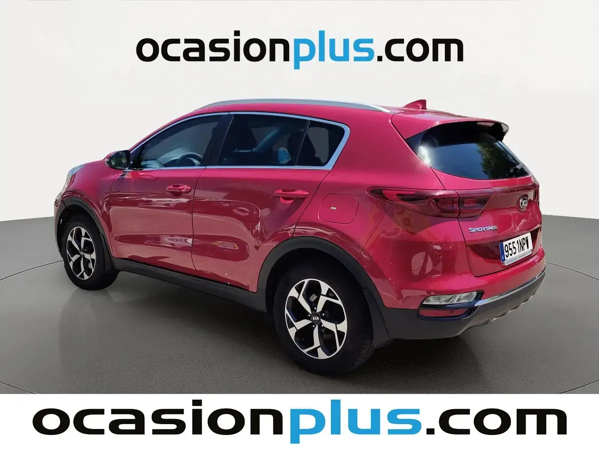 Usado Kia Sportage 132 CV (97 kW) 2021 Rojo SUV