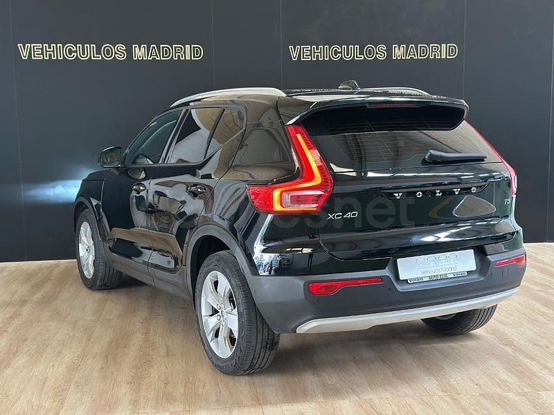 Usado Volvo XC40 Momentum 163 CV (119 kW) 2021 Negro SUV