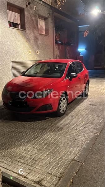 Rojo Usado 2009 Seat Ibiza Reference Berlina | 4000 € (Precio justo) - Imagen 1/3
