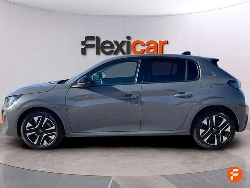Usado Peugeot 208 Allure 101 CV (74 kW) 2025 Gris Utilitario