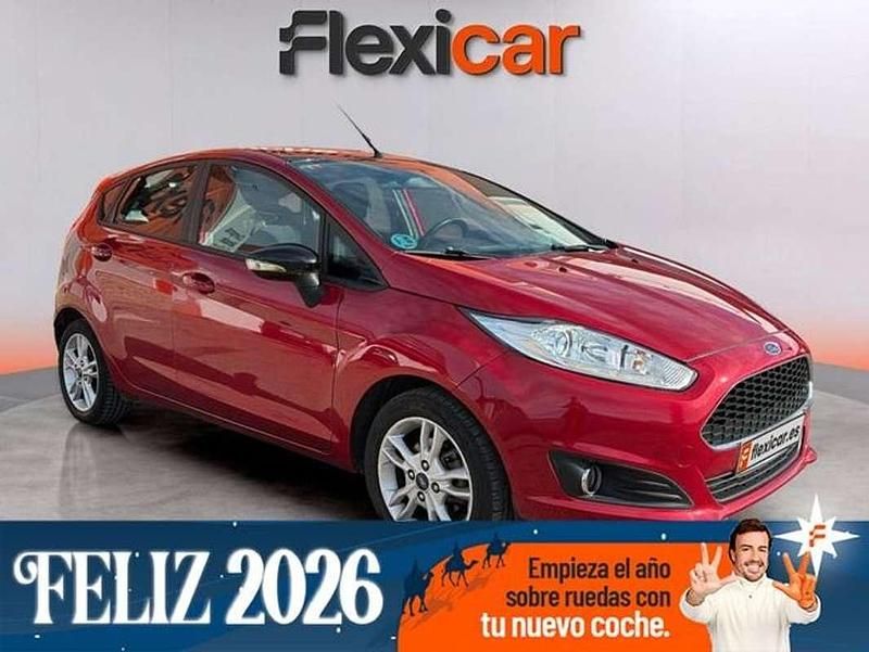 Rojo Usado 2017 Ford Fiesta Trend Utilitario | 10.590 € (Precio justo) - Imagen 1/4