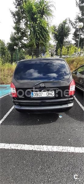 Usado Opel Zafira 125 CV (91 kW) 2005 Negro Monovolumen