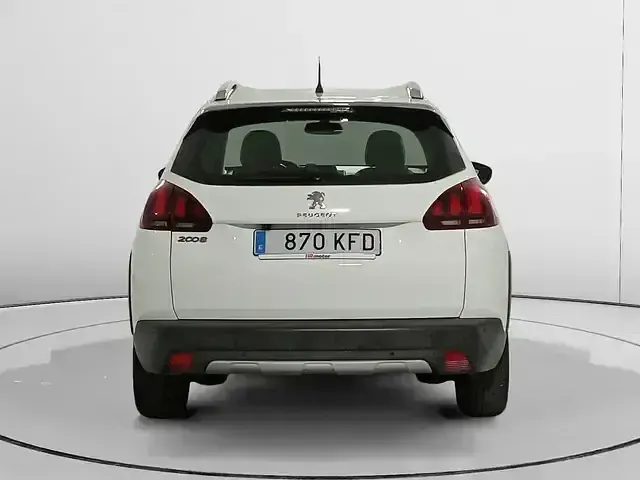 Usado Peugeot 2008 Allure 110 CV (80 kW) 2017 Blanco SUV
