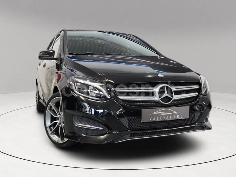 Negro Usado 2015 Mercedes B180 Monovolumen | 13.990 € (Precio justo) - Imagen 1/4