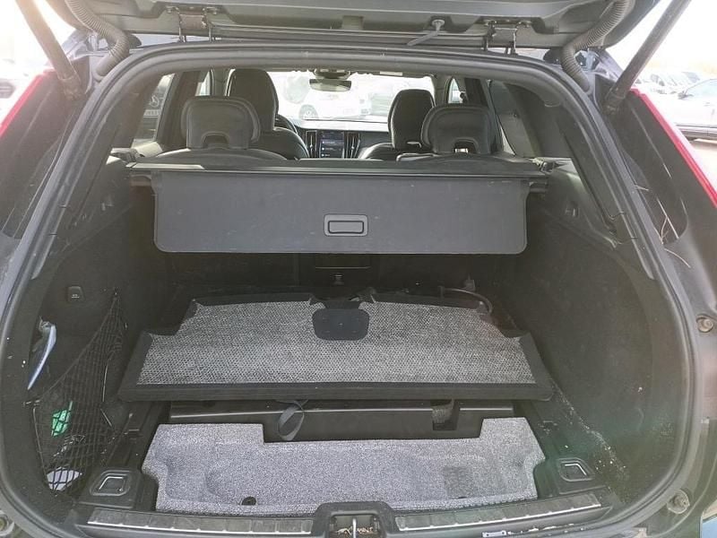 Usado Volvo XC60 R-Design 355 CV (261 kW) 2022 SUV