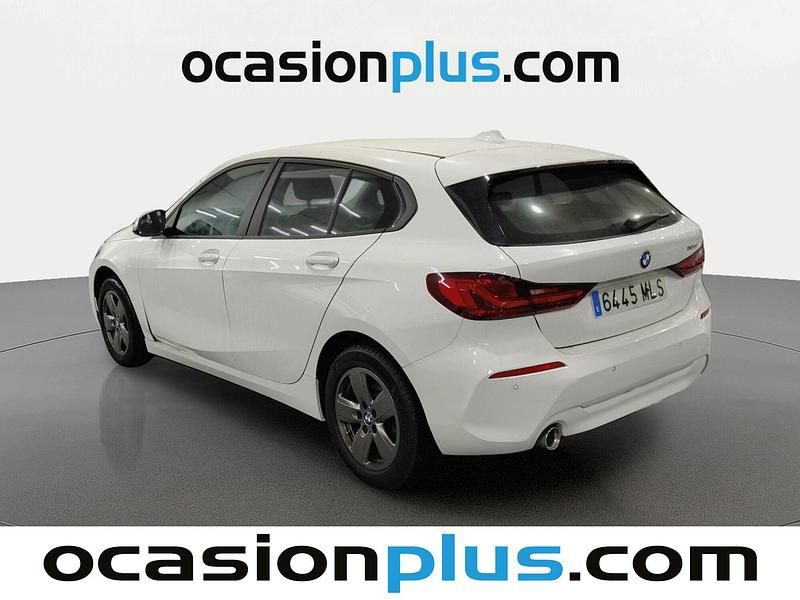 Usado BMW 116 116 CV (85 kW) 2023 Blanco Utilitario