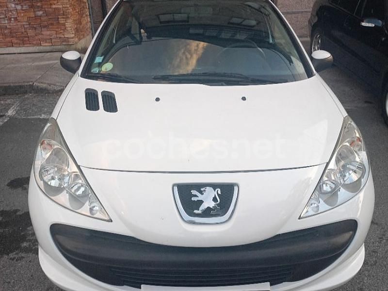 Blanco Usado 2011 Peugeot 206+ Utilitario | 4999 € (Un poco caro) - Imagen 1/4