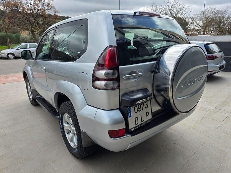 Usado Toyota Land Cruiser 166 CV (122 kW) 2005 Gris / plata SUV