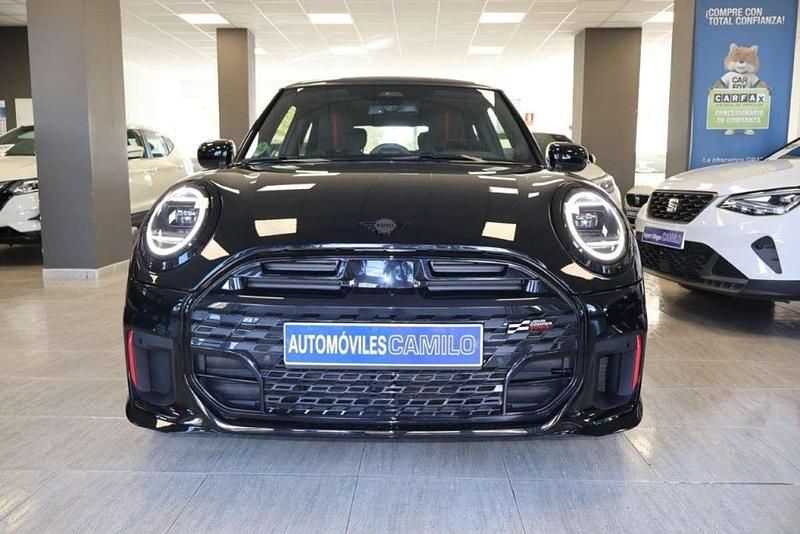 Usado Mini John Cooper Works 231 CV (169 kW) 2025 Negro Utilitario