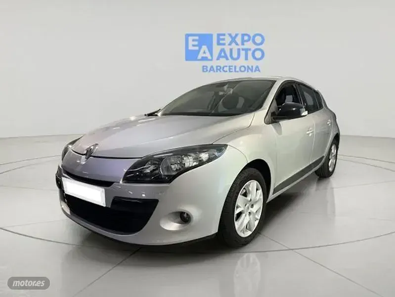 Usado Renault Mégane III 110 CV (80 kW) 2011 Gris Berlina