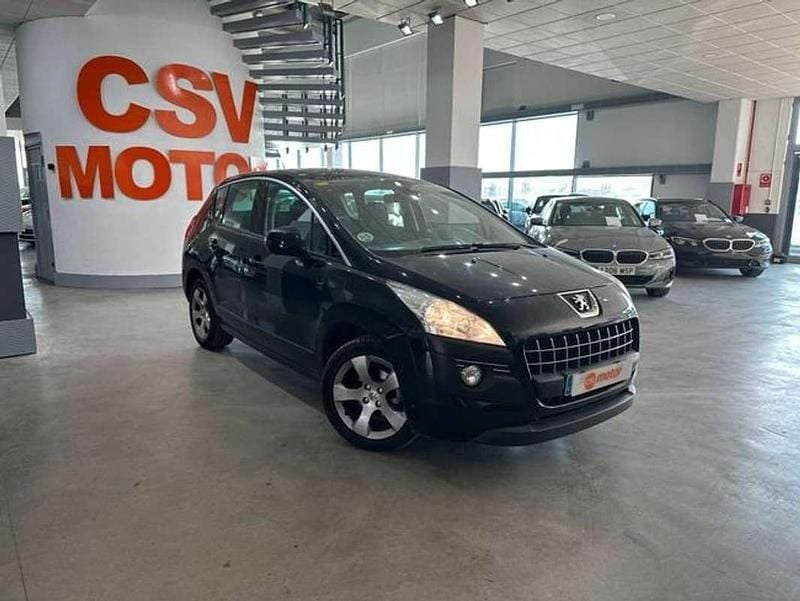 Usado Peugeot 3008 110 CV (80 kW) 2010 Negro Familiar