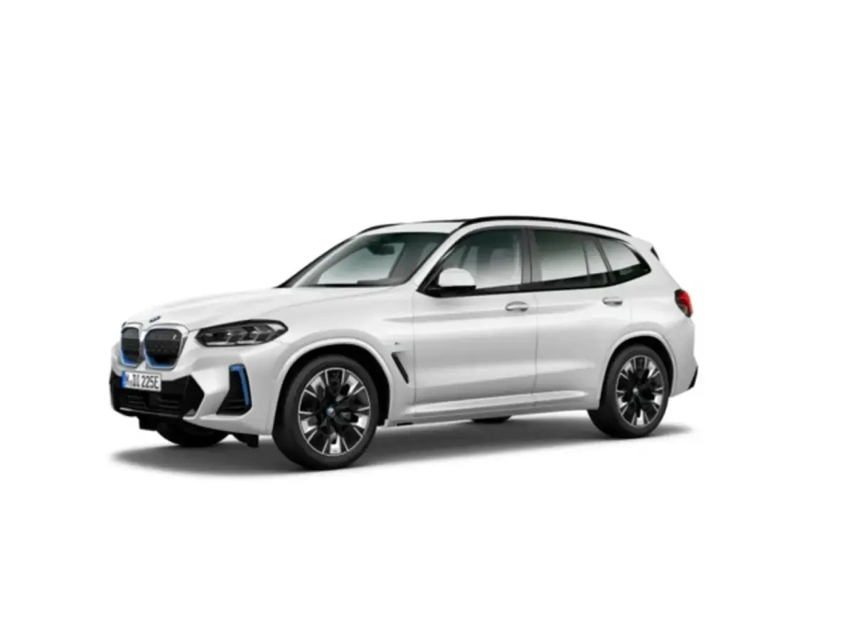 Usado BMW iX3 M Sport 210 kW (286 CV) 2022 Blanco SUV